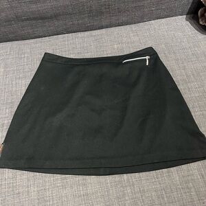 Chic Black Mini Skirt with Zipper Accent
